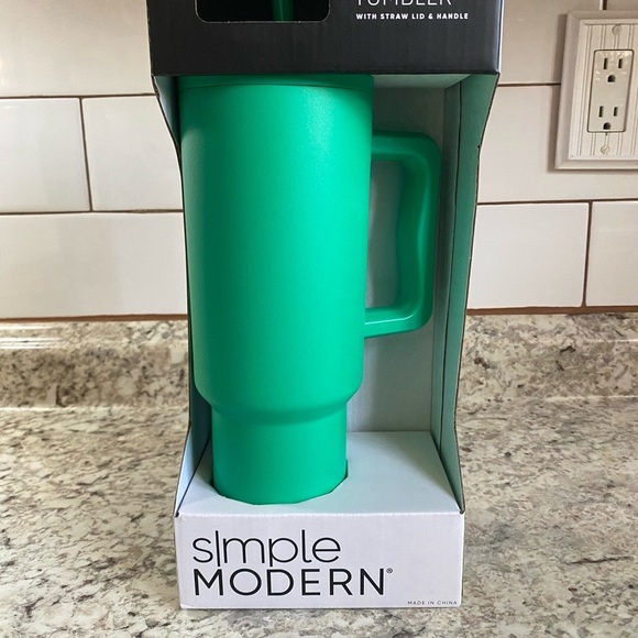 Simple Modern Trek Tumbler, 40oz - Picture 2 of 7